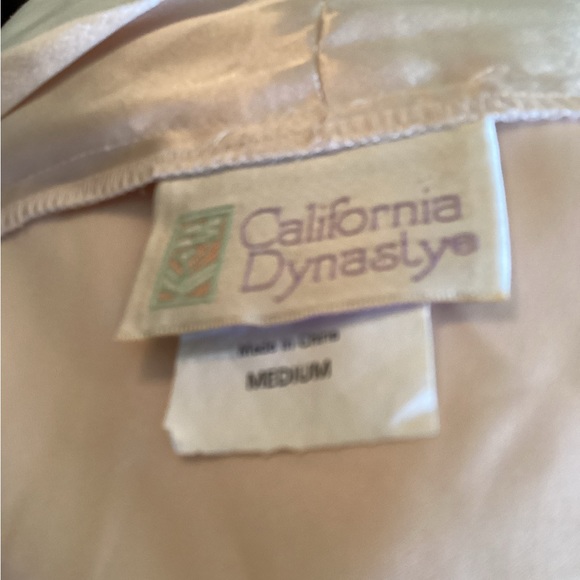 California Dynasty NWT Pretty Champagne Robe & Gown Set with Ivory Lace Size M - Picture 14 of 16